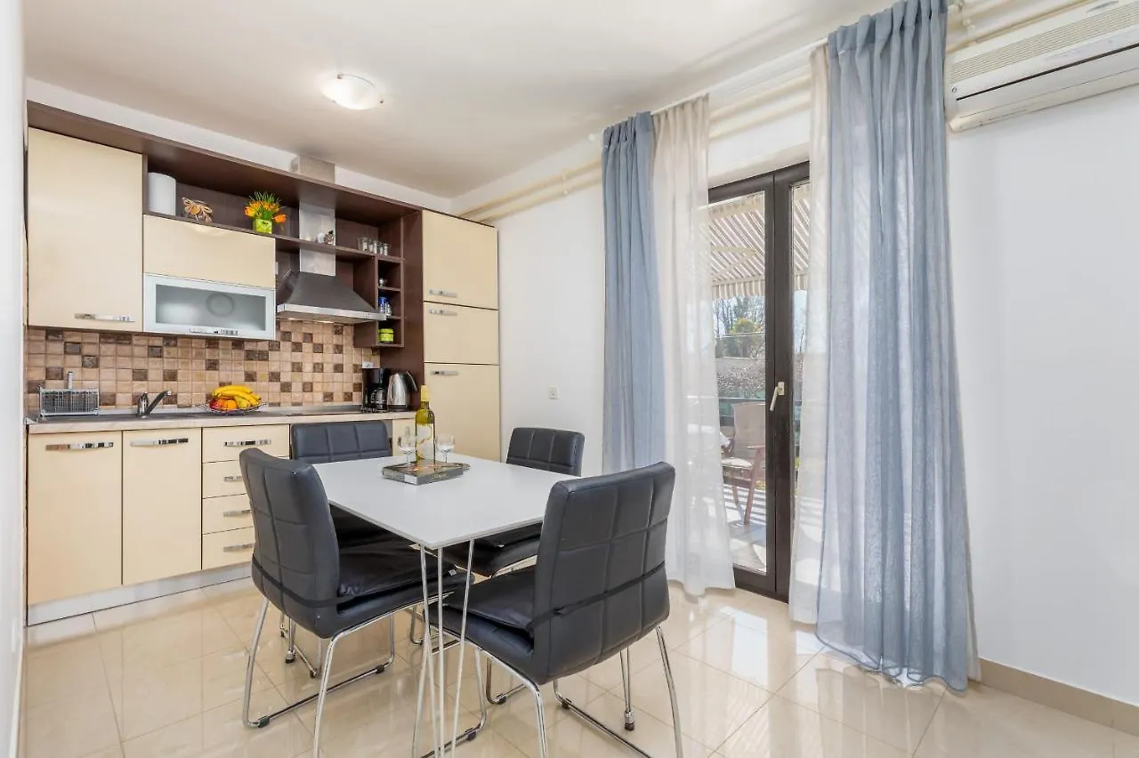 Dany Apartment Fazana