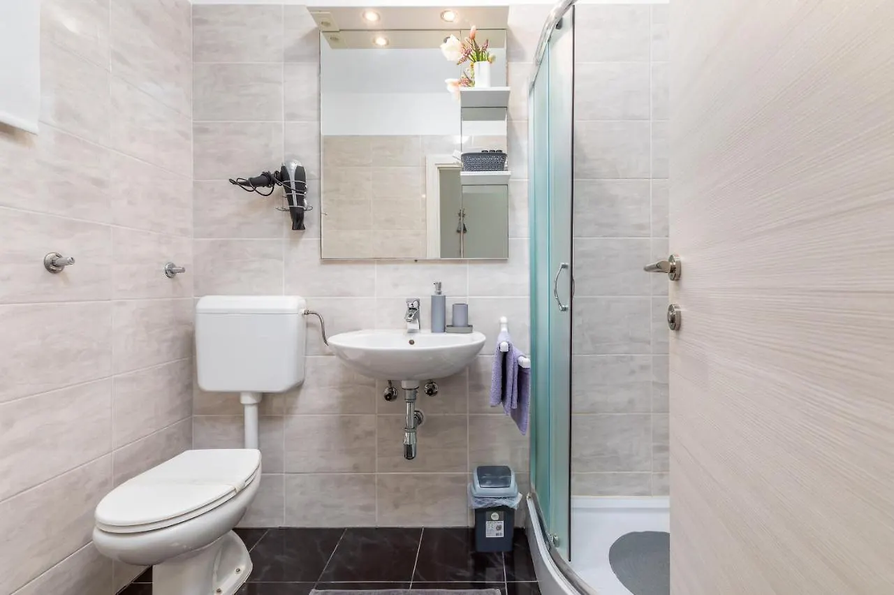 Dany Apartment Fazana Croatia