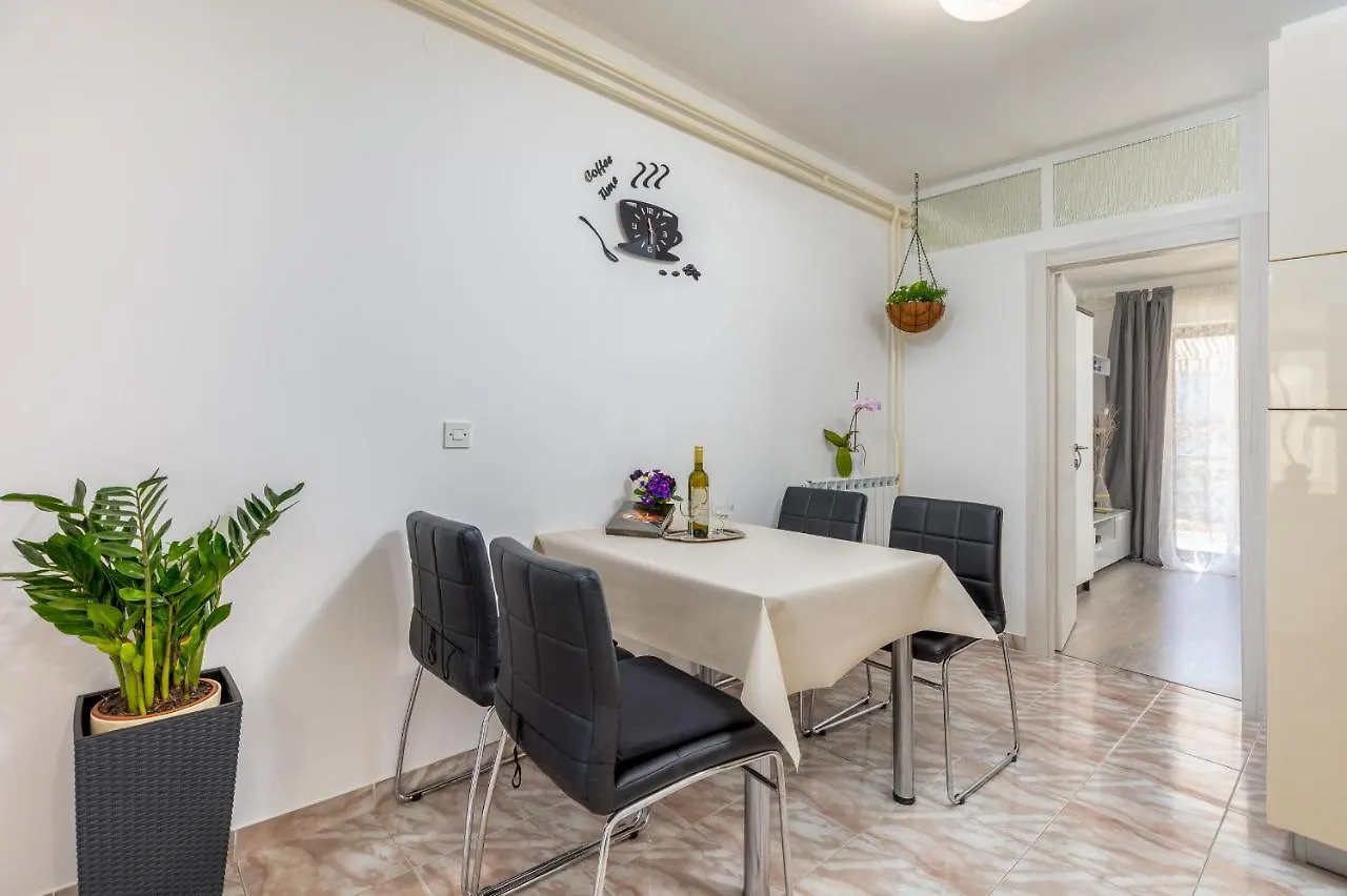 Dany Apartment Fazana